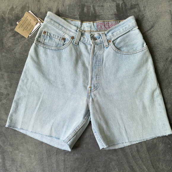 Vintage Levi’s 901 cutoffs - Picture 1 of 8
